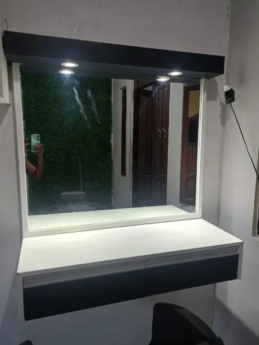 Bancada de salão de beleza