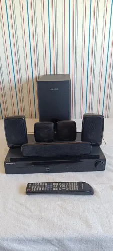 Home Theater Samsung HT-Z120 5.1 Canais HDMI USB - Excelente Estado