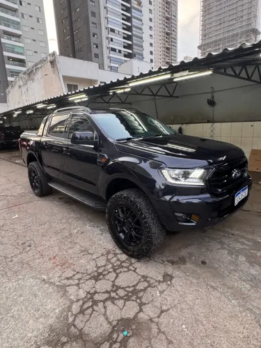 Ford Ranger Black 2.2 4X2 CD Diesel AUT 2023