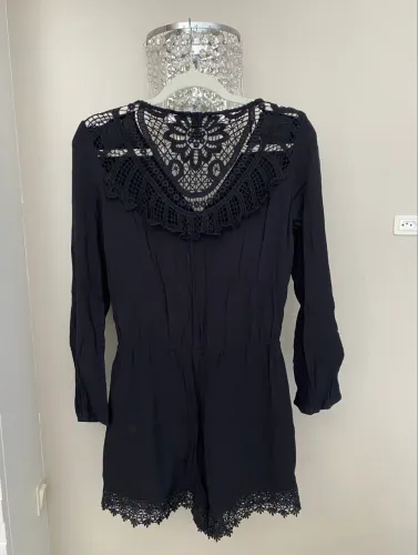 macaquinho forever21 preto com renda 36