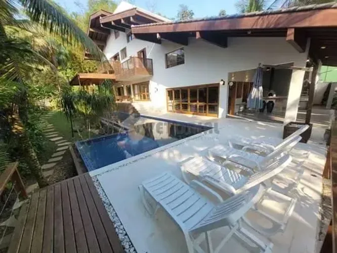 Sobrado em condomínio à venda em São Sebastião, Jaraguá, com 5 quartos, 659m²