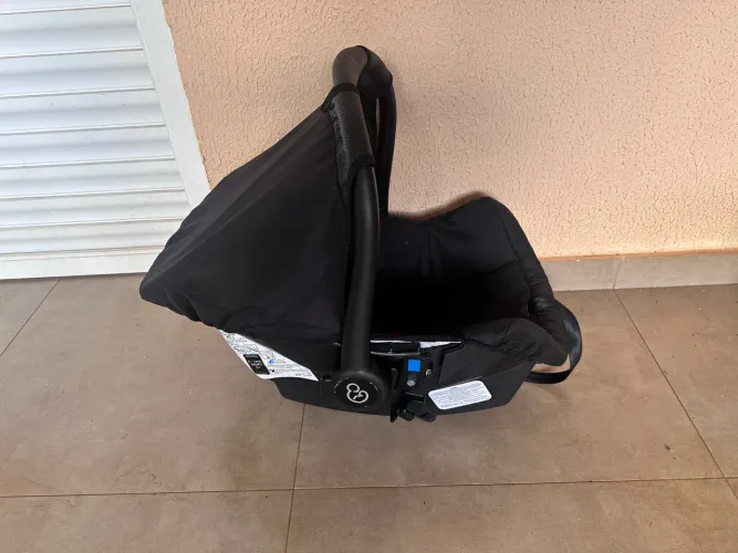 Vendo bebê conforto marca Galzerano 