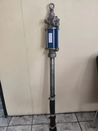 bomba engraxadeira