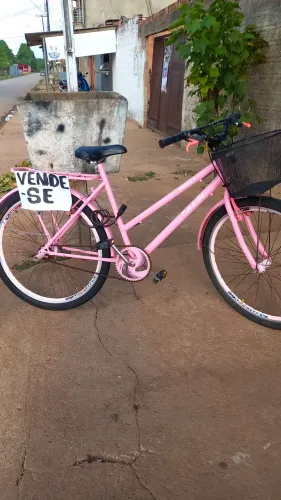 Vende se essa bicicleta reformada