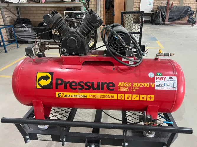 Compressor de Ar 20/200 trifásico 