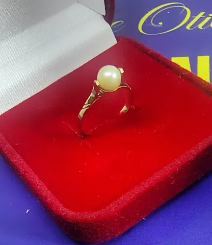 Anel Pérola 5 mm Ouro 18 Kilates Peso 1.26 Gramas