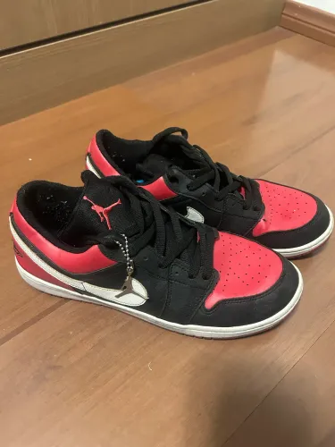 AIR JORDAN LOW