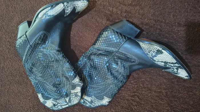 Bota Schutz 
