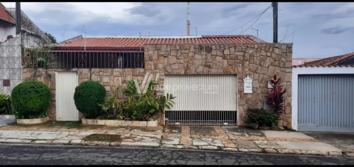 Casa com 4 dormitórios à venda no Parque Imperador em Campinas