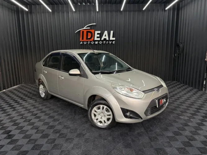 Ford Fiesta Sedan SE 1.6 8V Flex 4P 2014