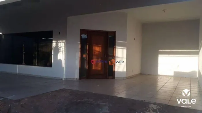 Casa com 4 dormitórios para alugar, 220 m² por R$ 4.225,93/mês - Plano Diretor Norte - Pal