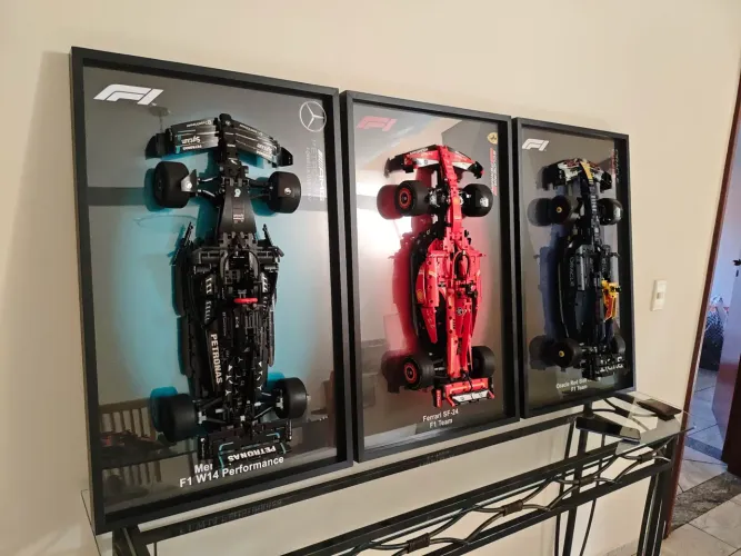 CARROS DE MONTAR LEGO RÉPLICA FÓRMULA 1 MERCEDES MACLAREN FERRARI RED BULL E MOTO BMW