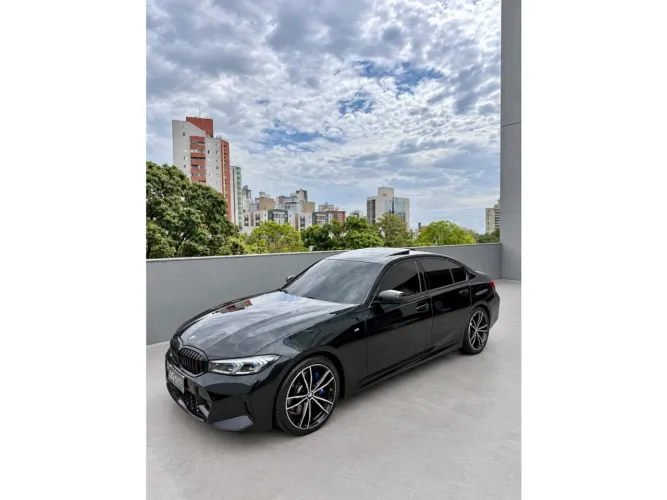 BMW 320I A 2.0 TB M Sport Activeflex 16V 4P 2023