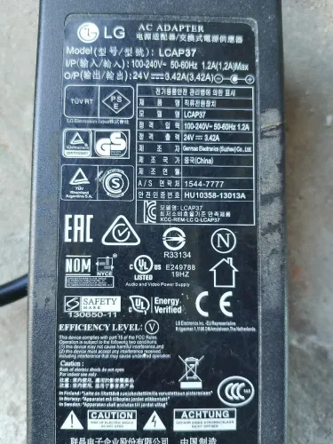 Fonte LG de notebook