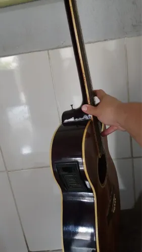 Violão elétrico