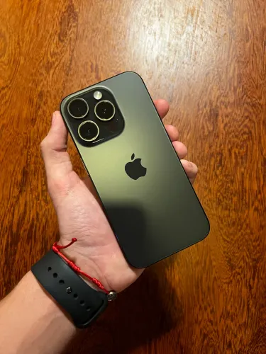 IPHONE 15 PRO 