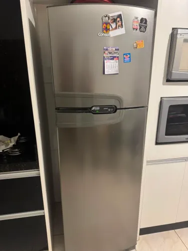 Vende-se geladeira 03 meses de uso