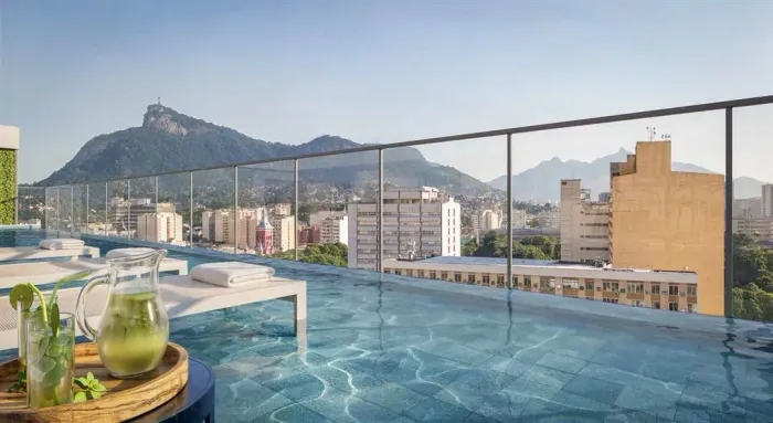 Studio Confort, com 39m2 no Centro-Rooftop c/pisina-Últimas 2 unidades!!!