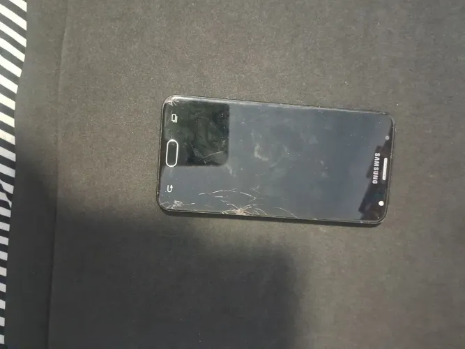 Samsung - J5 prime