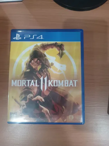 3 jogos PS4 - 60 Cada