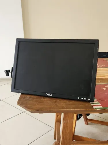 Monitor DELL 17 polegadas