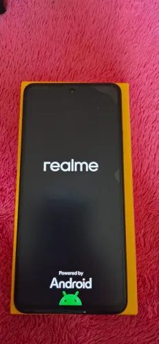 Celular Realme 11 5G, 256GB, 16GB RAM, ótimo estado!