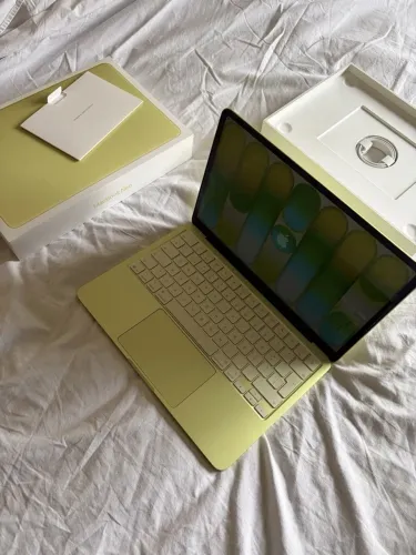 MacBook Neo