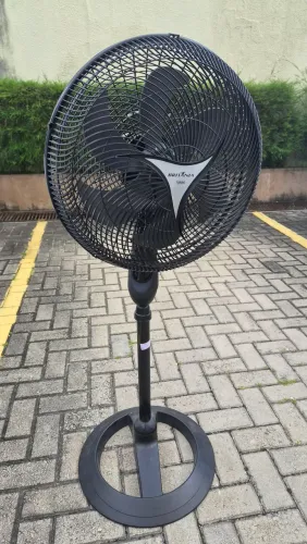 Ventilador de coluna Britânia turbo 40cm