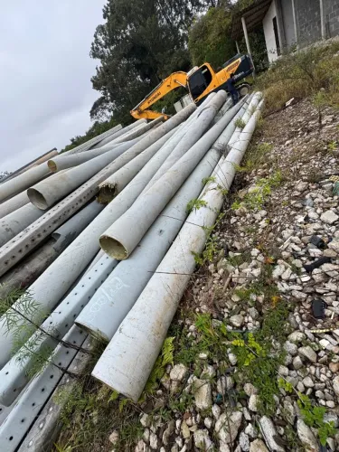 Poste de fibra