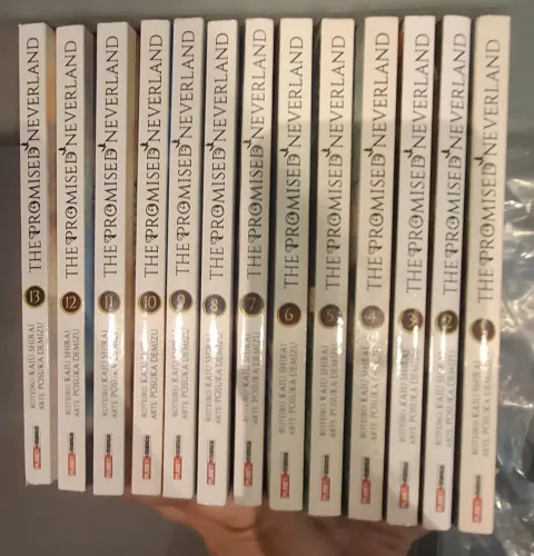 Coleção 1 ao 13 mangá The promised neverland 