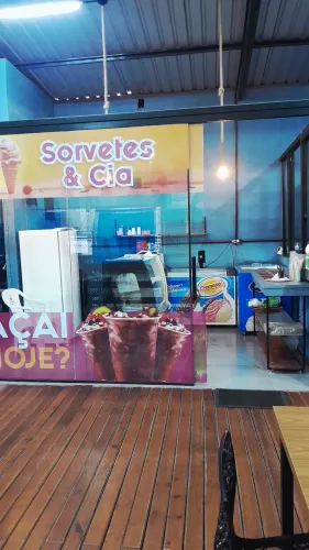 Vende-se Sorveteira e Açaiteria