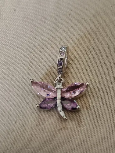 Lindo berloque/charm libélula em Prata 925 e Zircônias