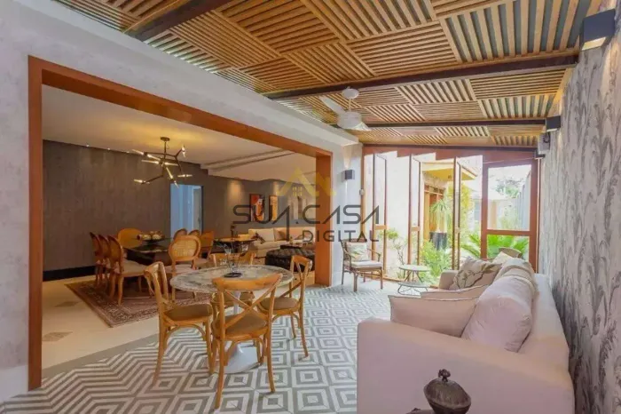 Laranjeiras | Casa 5 quartos, sendo 3 suites REF: IPCS3407