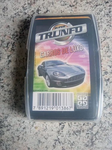 Jogo Super Trunfo Carros de Luxo Grow