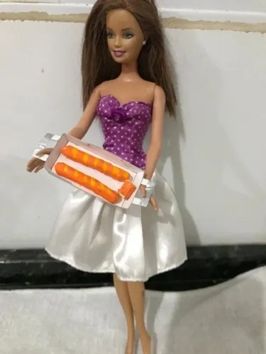 Pão baguete para bonecas Barbie