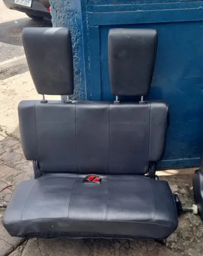 Bancos para Pajero Full 2010