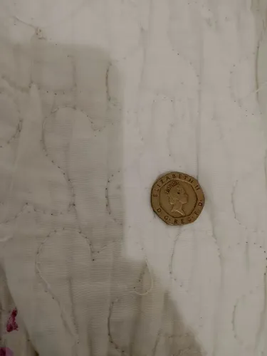 Vendo moedas antigas mas não sei valor