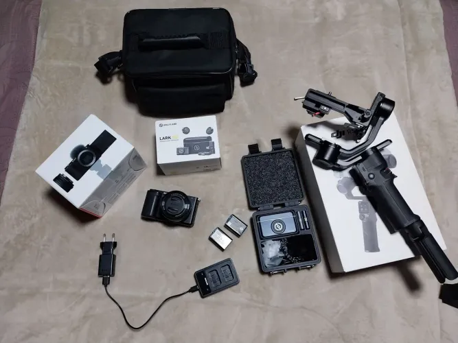 Kit completo para criação de conteúdo ? Sony ZV-E10 + DJI RS 3 Mini + Lark M2