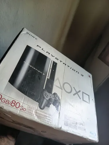 Caixa vazia de PlayStation 3