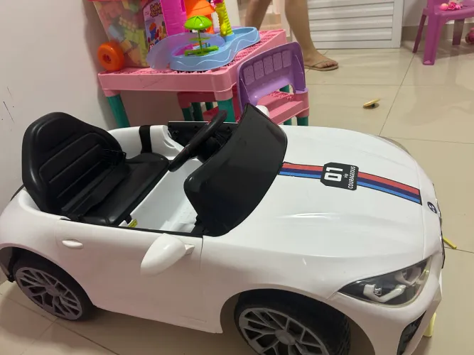 Vendo Carrinho Elétrico infantil