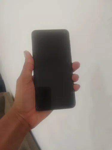 LG K9 usado funcionando normalmente aparelho desbloqueado vendendo por 200 R$