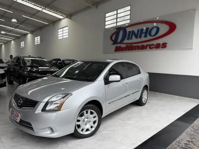 Nissan Sentra 2.0/ 2.0 Flex Fuel 16V Mec. 2013