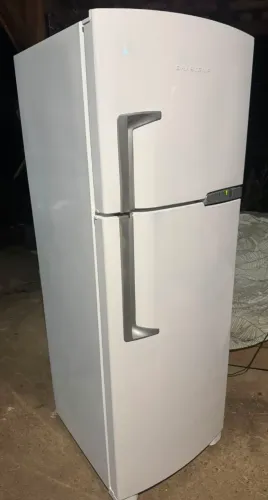 ÓTIMA GELADEIRA BRASTEMP FROST FREE 380LTRS FUNCIONANDO PERFEITAMENTE
