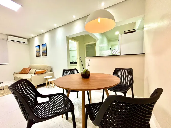 Apartamento Próximo ao Mar à venda, Pitangueiras, Guarujá.