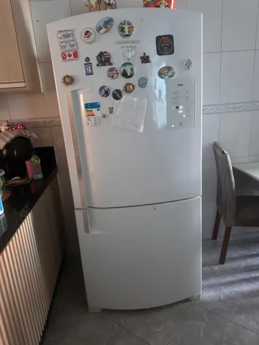 Geladeira Brastemp Inverse Frost Free 573 litros.