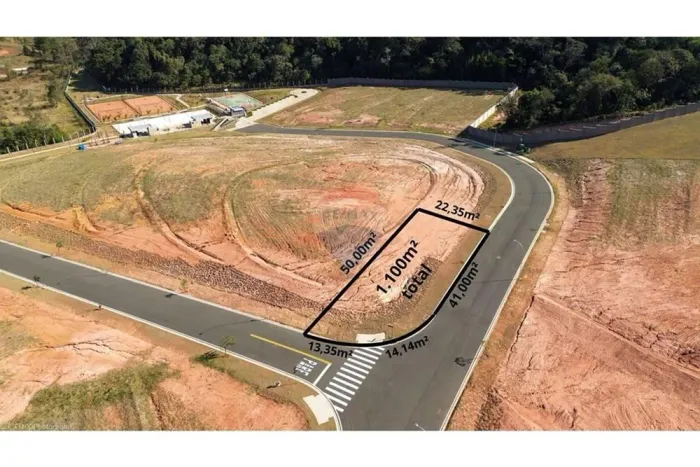 Terreno à Venda no Condomínio Tamboré Caxambu  1.100 m² Jundiaí, São Paulo.