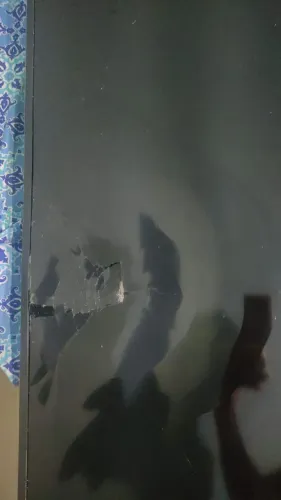 Tv 65 polegadas, com tela quebrada, retirada de peças tudo novas.