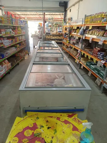 Supermercado bem montado ZAP 62.9. * valor 280 mil aceita troca por carro ou camin