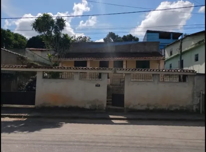 VENDE-SE 2 CASAS - BAIRRO CAXANGA | CARAPEBUS/RJ