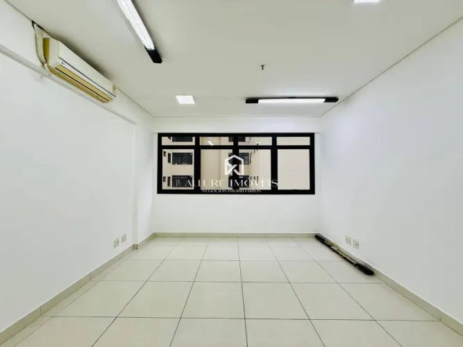 Sala para alugar, 38 m² por R$ 2.500 /mês - Jardim Aquárius - São José dos Campos/SP